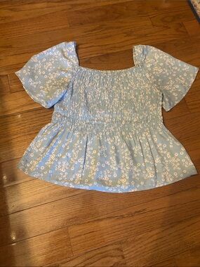 URBAN Romantics Light Blue Floral Smocked Peplum Top